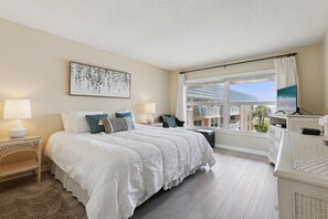 2 bedrooms, iron/ironing board, travel crib, free WiFi
