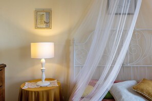 1 quarto, ferros/tábuas de passar roupa, Wi-Fi de cortesia