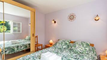 2 habitaciones, tabla de planchar con plancha y wifi gratis