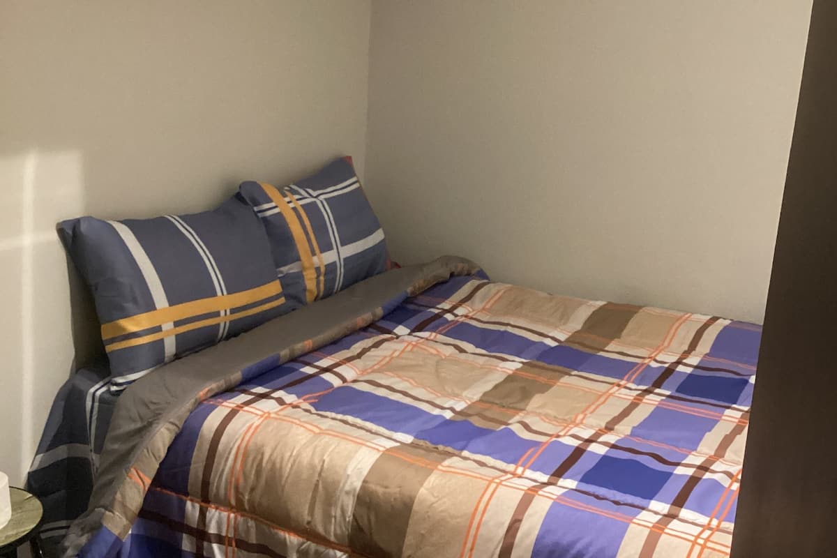 Basic Room | Premium bedding, free WiFi, bed sheets