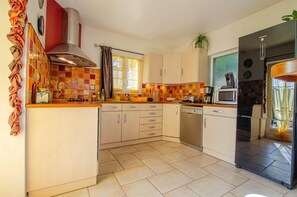 Microwave, dishwasher, highchair - Couleur Safran - CHAOURCE (CHAOURCE)