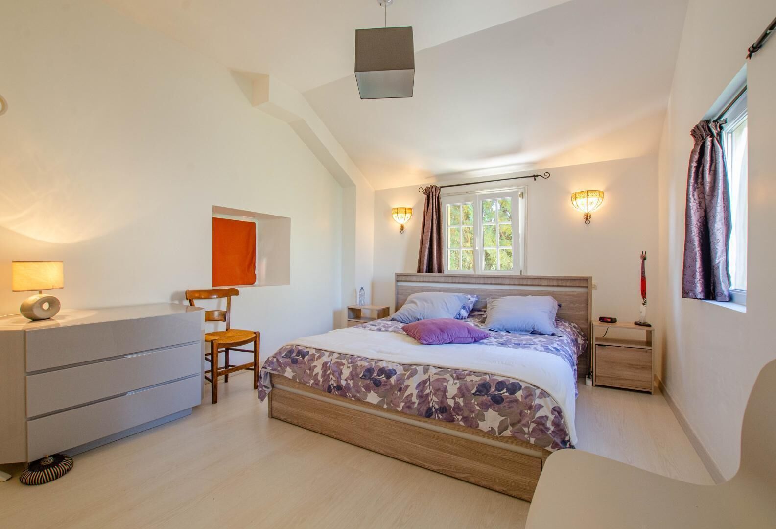 2 室のベッドルーム、旅行用ベビーベッド、WiFi (無料)