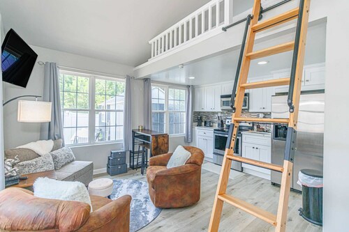 148 Rockdale Street Tiny House
