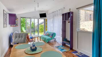 Téléviseur, chaîne audio