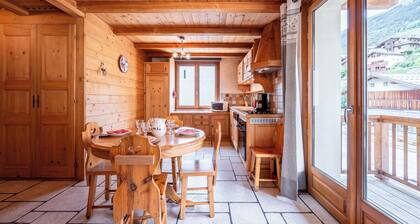 Appartement "Savine" avec vue sur les montagnes, balcon et Wi-Fi