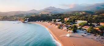 Caravan 'Mobil-Home' with Shared Pool and Private Terrace