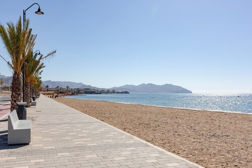 Apartment 'Vistas Al Mar' with Sea View, Wi-Fi and Air Conditioning