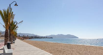 Apartment 'Vistas Al Mar' with Sea View, Wi-Fi and Air Conditioning