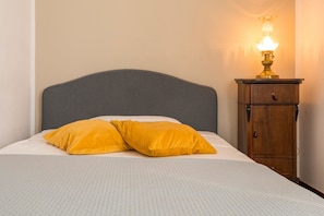 1 chambre, fer et planche à repasser, Wi-Fi gratuit, draps fournis
