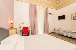 1 غرفة نوم ومكواة/لوح كي وواي فاي مجانًا وملاءات أسرّة