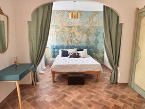 4 chambres, Wi-Fi gratuit, draps fournis
