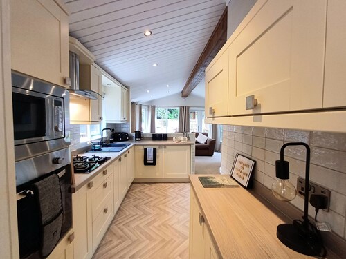 Tarn End Lodge -  a holiday lodge that sleeps 4 guests  in 2 bedrooms