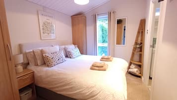 2 chambres, lit parapluie, Wi-Fi, draps fournis