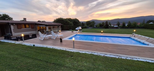 Holiday Home 'Agro Dos Mouriños' with Mountain View, Wi-Fi and Air Conditioning