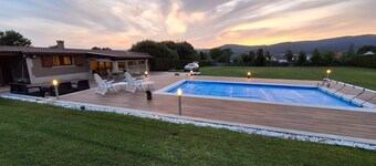 Maison de vacances 'Agro Dos Mouriños' avec vue sur les montagnes, Wi-Fi et climatisation