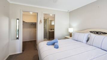 3 habitaciones, tabla de planchar con plancha y wifi gratis