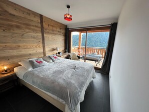 4 chambres, Wi-Fi gratuit, draps fournis