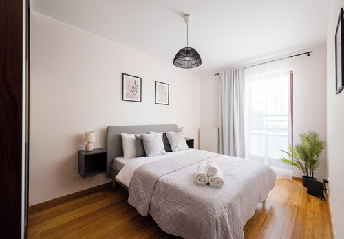 Metro Młociny Superior Apartment