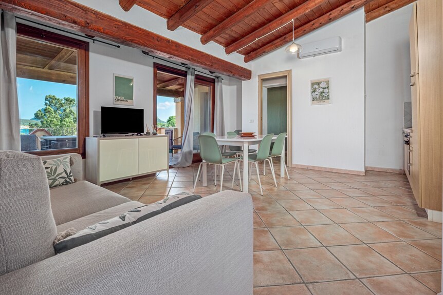 Ferienhaus 'Orizzonti 33' Mit Meerblick, Privater Terrasse Und Klimaanlage - Golfo Aranci