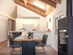 Fridge, oven, dishwasher, cookware/dishes/utensils - Zen Stecken A by Interhome (Zermatt)