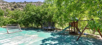 Room 'Doble 1 Molino Del Machero' with Mountain View, Shared Pool and Wi-Fi