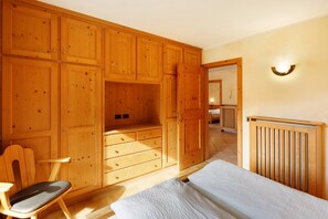 2 habitaciones, wifi gratis y ropa de cama 