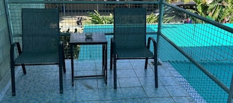 Spacious Upstair 3-bedroom apartment with WiFi, AC in beautiful Fanga o pilolevu