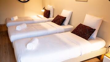 3 bedrooms, iron/ironing board, free WiFi, bed sheets