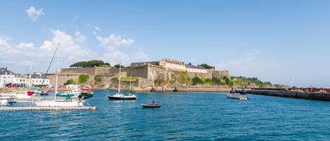 Marina/club náutico