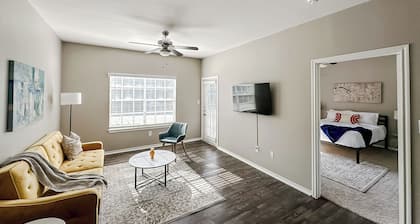 Sleepover Splendid 1BD/1BA + Gym Corpus Christi