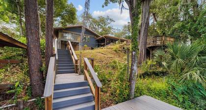 Blue Cove River Retreat-Waterfront, Pet Friendly