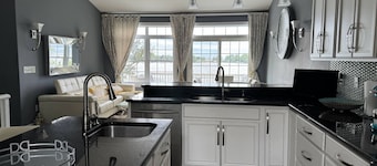 Peaceful Waterfront Stay – Stunning Lake Ontario Sunset Views + Pet Friendly