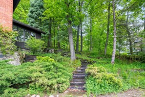 Property grounds - Historical | Lake Access | Near Wineries (Naples)