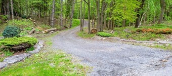Private Cayuga Lakefront Retreat | Dock/Wine Trail