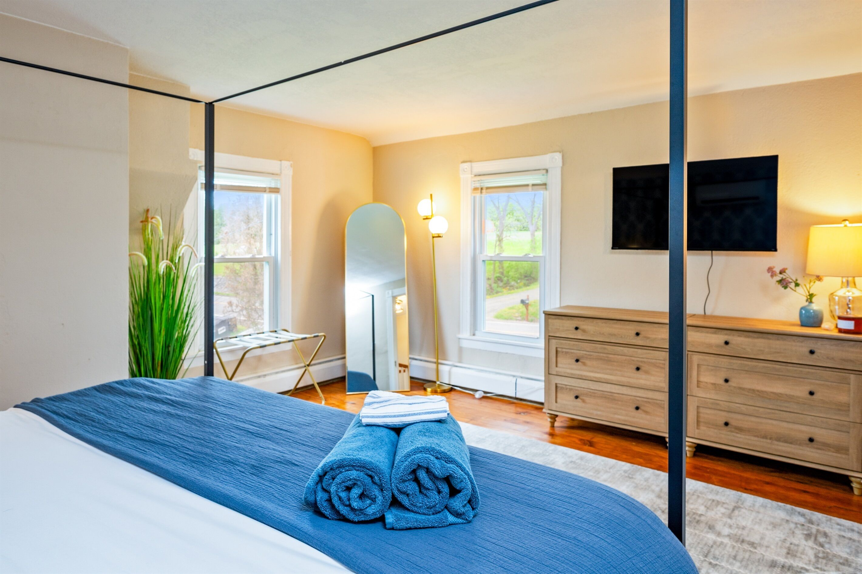 4 chambres, lit parapluie, Wi-Fi gratuit, draps fournis