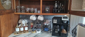 2-bedroom house in beautiful Grand Island! 4 miles from Niagara Falls!