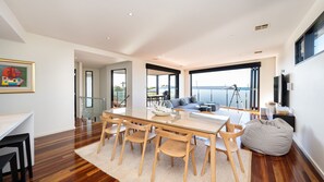 Interior - Blairgowrie Bay Villa | Luxe Pool & Beachfront (Blairgowrie)
