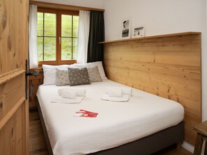 3 Schlafzimmer, Schreibtisch, Internetzugang