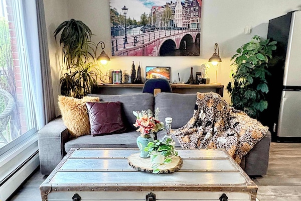 City Condo, Kitchen, Courtyard View | Living area | 55-inch Smart TV with cable channels, fireplace, tablet