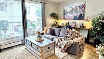 City Condo, Kitchen, Courtyard View | Living area | 55-inch Smart TV with cable channels, fireplace, tablet