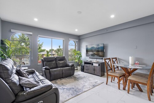 Cozy 3BR Basement Suite Near Fraser River