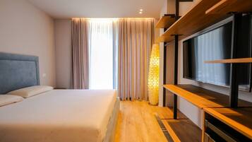 2 bedrooms