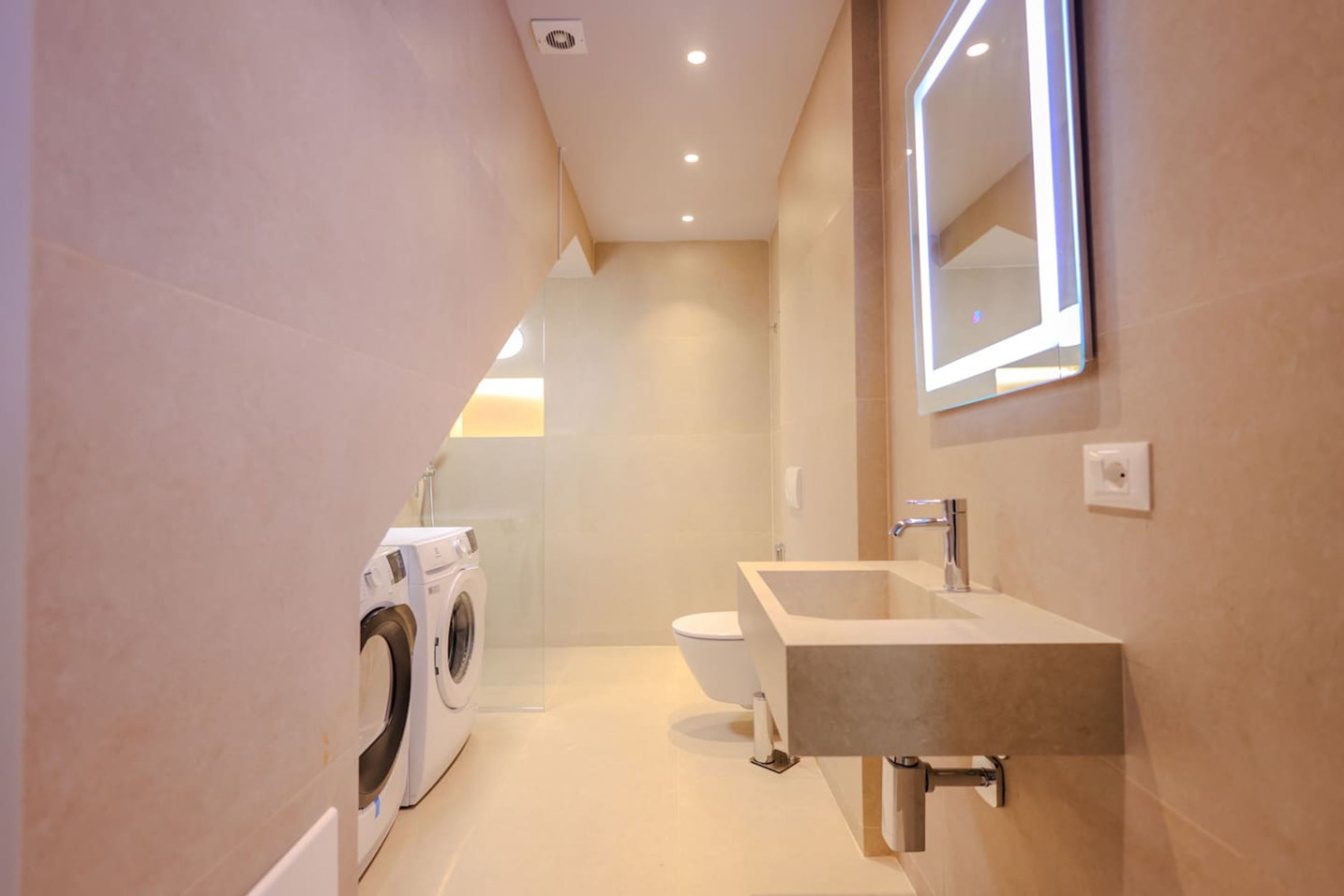 House, Smoking | 2 bedrooms