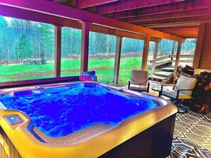 Bain à remous extérieur