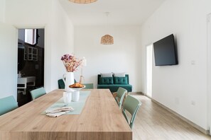 تناول الطعام