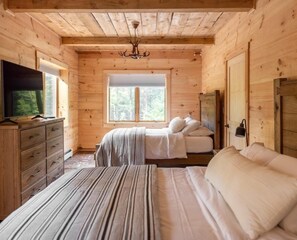 7 bedrooms, iron/ironing board, WiFi, bed sheets