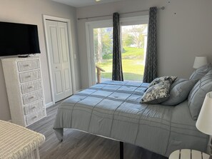 2 Schlafzimmer, Schreibtisch, Bügeleisen/Bügelbrett, kostenloses WLAN