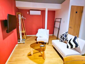 Living area - kyouchikutei condo (Osaka)