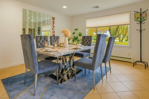 Dining - P21018 - 2nd St @ Mamaroneck (Mamaroneck)