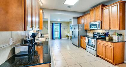 Charming Retreat l Wifi, 6 Beds, Near Twin Hills